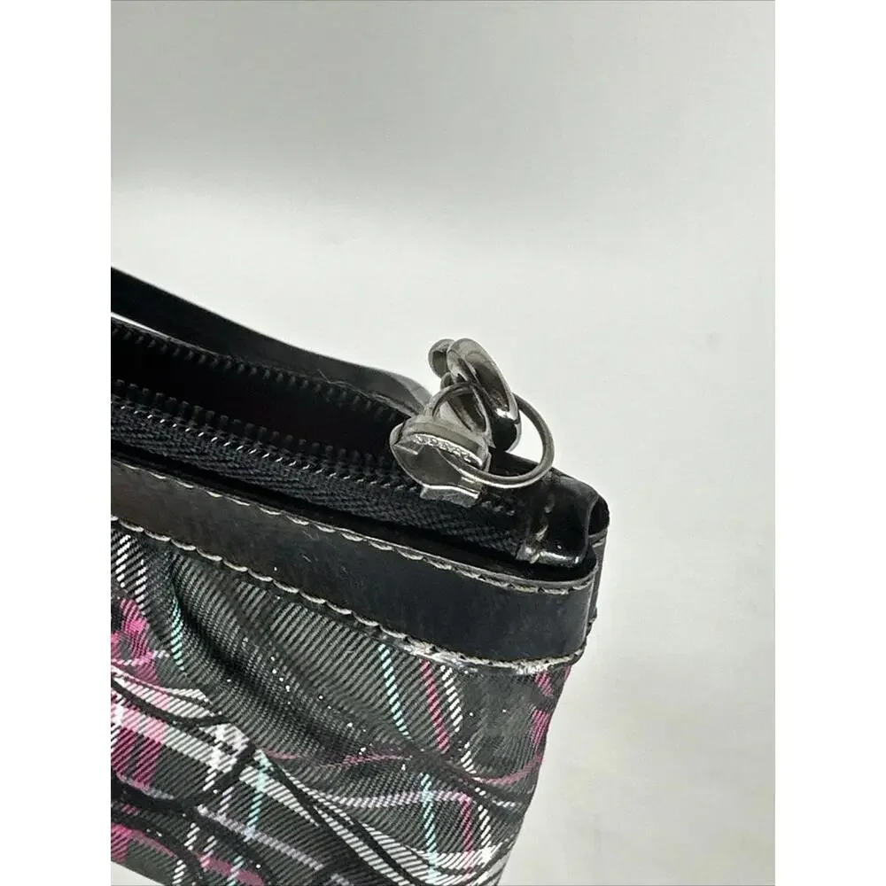 Coach Multi-Pocket Red/Black Signature Tartan Universal Pouch Wristlet A++ - Picture 6 of 8